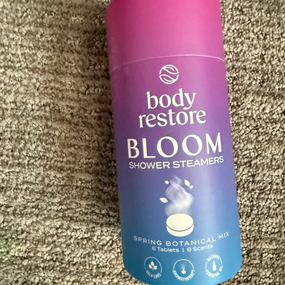 Bloom Shower Steamers - Purple and Blue